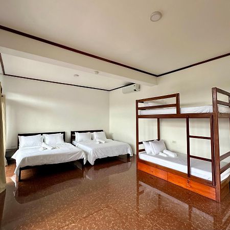 Haven Suites Siargao جنرال لونا الغرفة الصورة