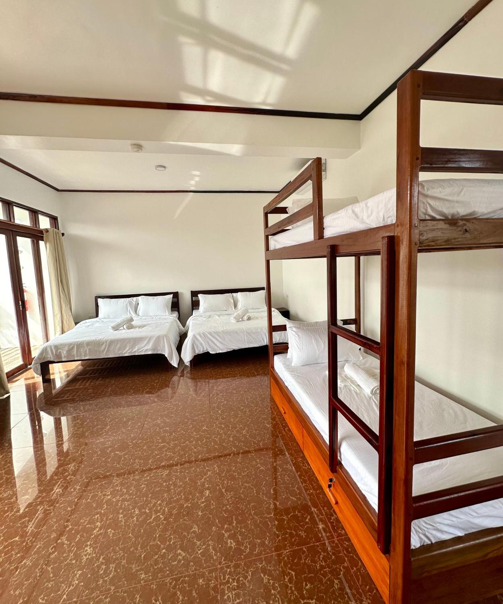 Haven Suites Siargao جنرال لونا الغرفة الصورة